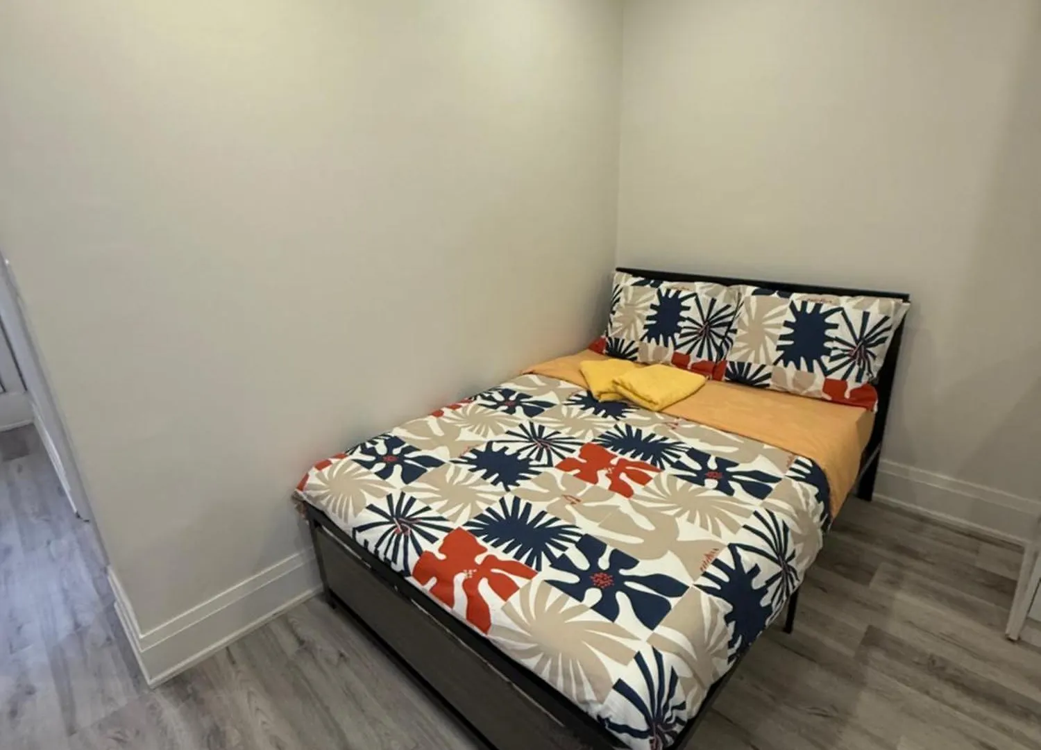 Full Apartment For 8 People- Entertainment District تورونتو